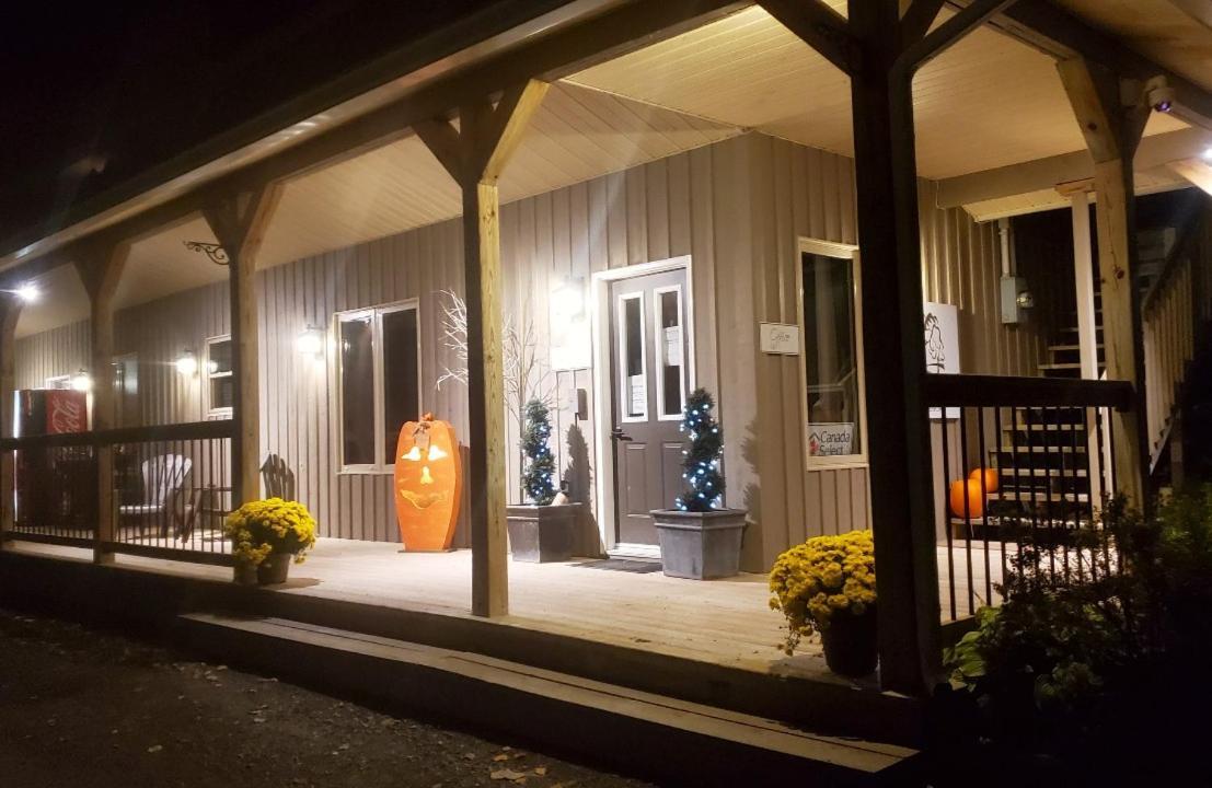 Marblewood Village Resort Steady Brook Exterior foto
